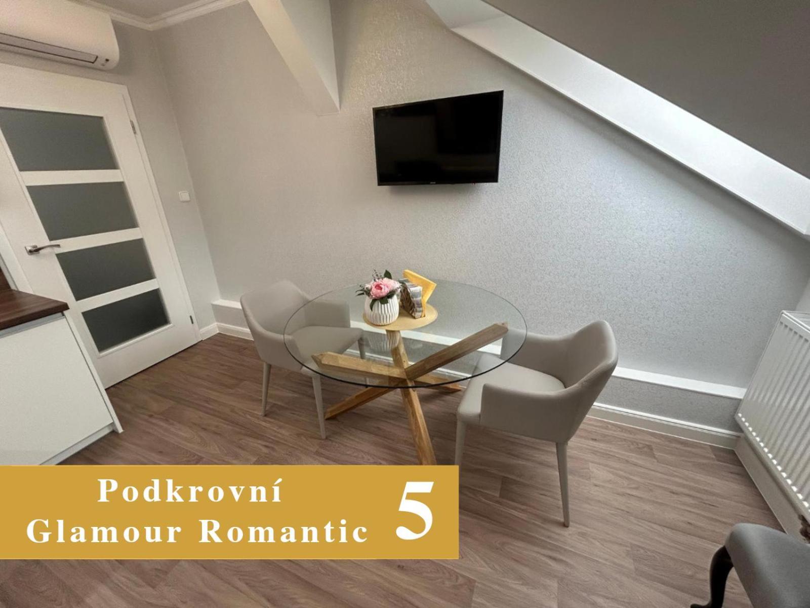 Efipa Glamour Apartments Plzeň Dış mekan fotoğraf