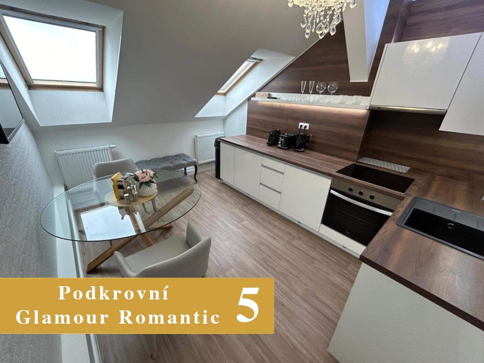 Efipa Glamour Apartments Plzeň Dış mekan fotoğraf