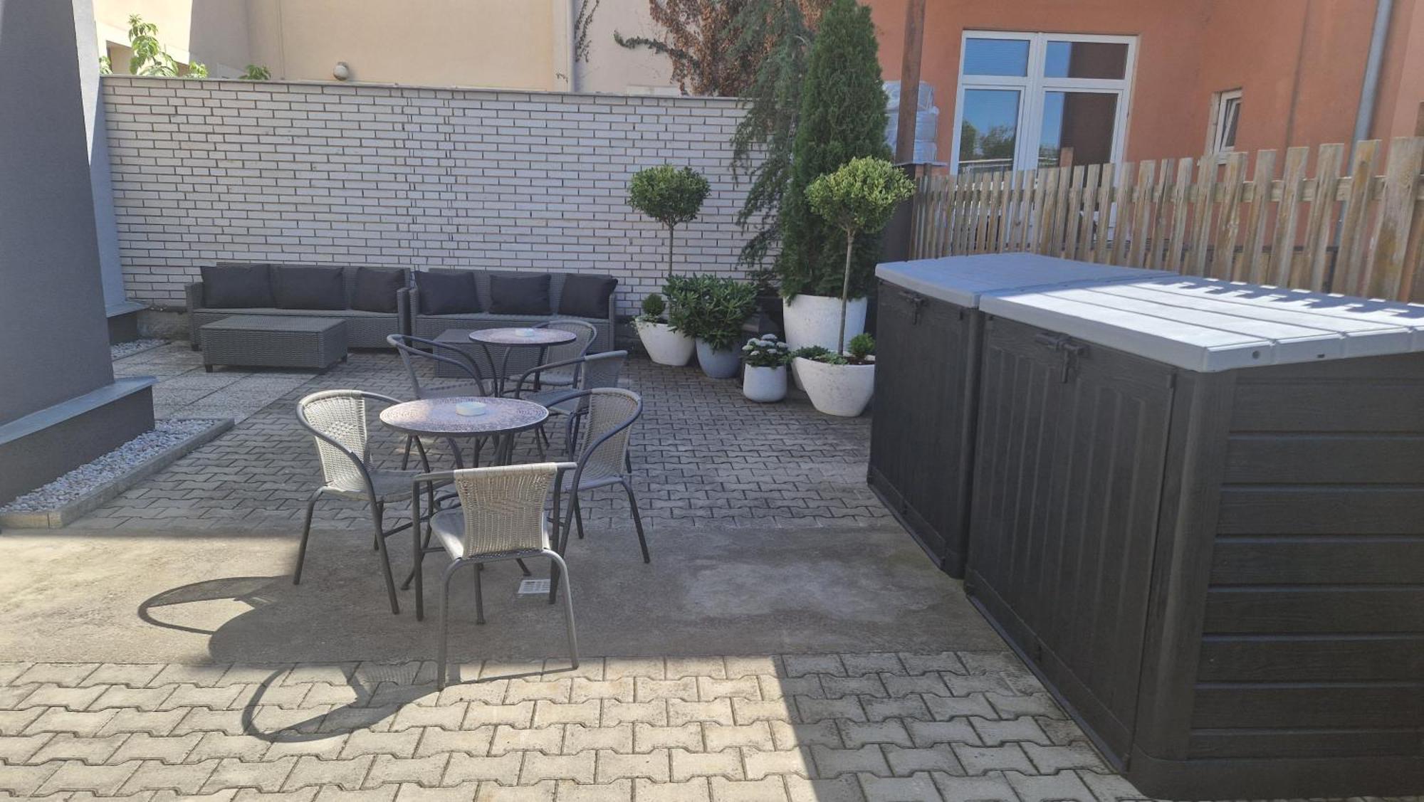Efipa Glamour Apartments Plzeň Dış mekan fotoğraf